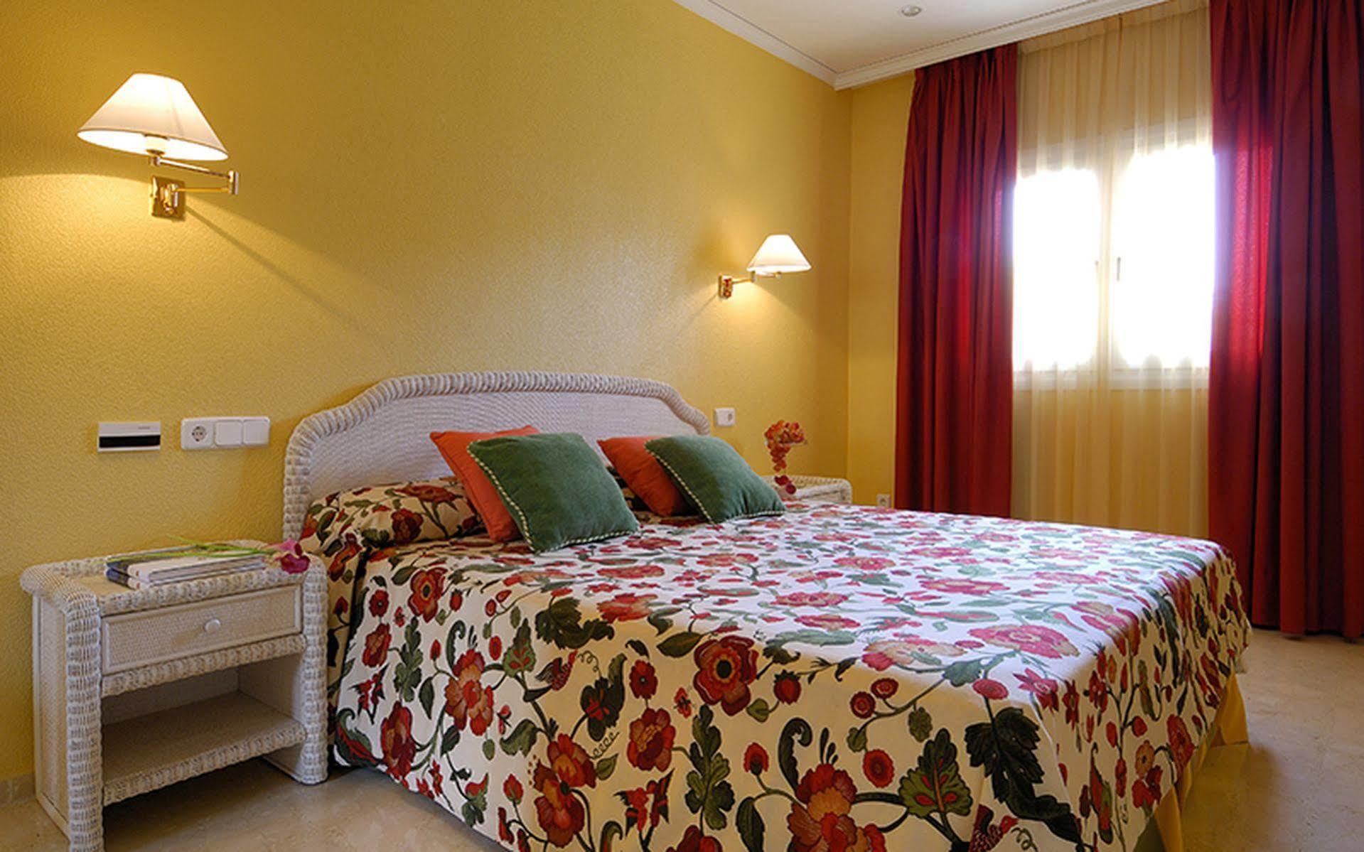 Oliva Nova Beach And Golf Resort Ayelo de Rugat Exterior foto